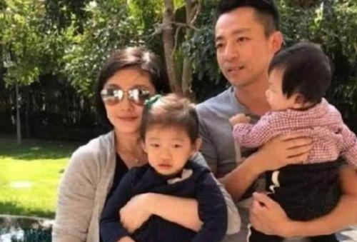 娱乐圈吃瓜大S和汪小菲,娱乐圈的甜蜜瓜田，揭秘他们的爱情故事  第2张