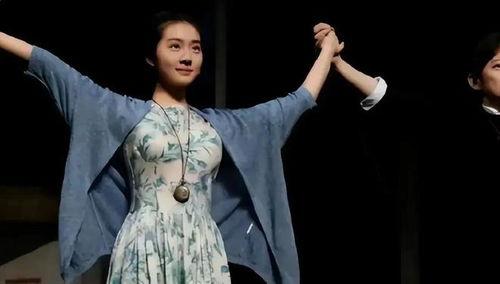 娱乐吃瓜君刘亦菲是谁啊,娱乐吃瓜界的璀璨明星 第3张 娱乐吃瓜君刘亦菲是谁啊,娱乐吃瓜界的璀璨明星 第3张