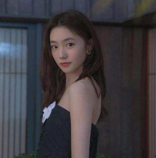 娱乐吃瓜酱刘浩存,娱乐吃瓜酱的甜蜜诱惑 第2张 娱乐吃瓜酱刘浩存,娱乐吃瓜酱的甜蜜诱惑 第2张