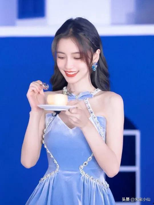 吃瓜娱乐间蔡徐坤,从吃瓜娱乐到现象级偶像的蜕变之路 第3张 吃瓜娱乐间蔡徐坤,从吃瓜娱乐到现象级偶像的蜕变之路 第3张